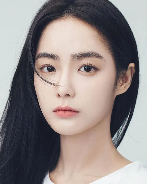 Cách vẽ lông mày hợp với từng khuôn mặt cho người mới học