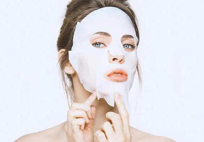 Đắp Mặt Nạ Xong Có Cần Rửa Mặt Không? Cách Dùng Đúng