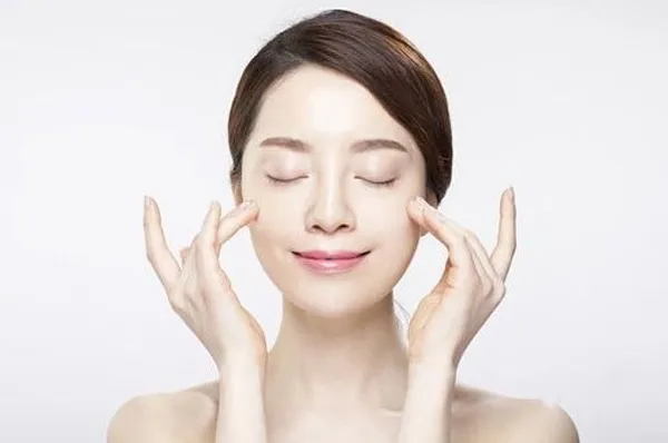 Essence là gì? Top 10 Essence được đánh giá tốt hiện nay