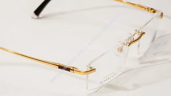 Top 5 gọng kính cận nam đang dẫn đầu xu hướng bạn nổi trội định phải mua