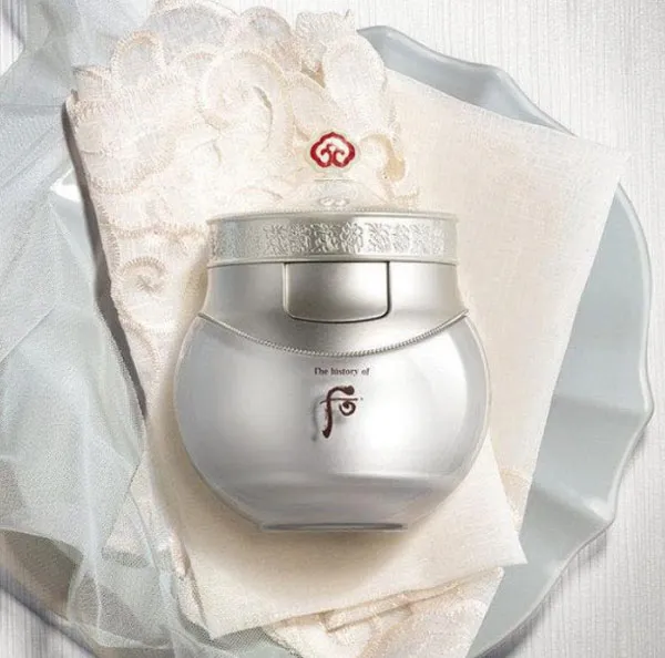 Review 9 kem dưỡng trắng da mặt cho da dầu hiệu quả nhanh và rõ rệt - 8