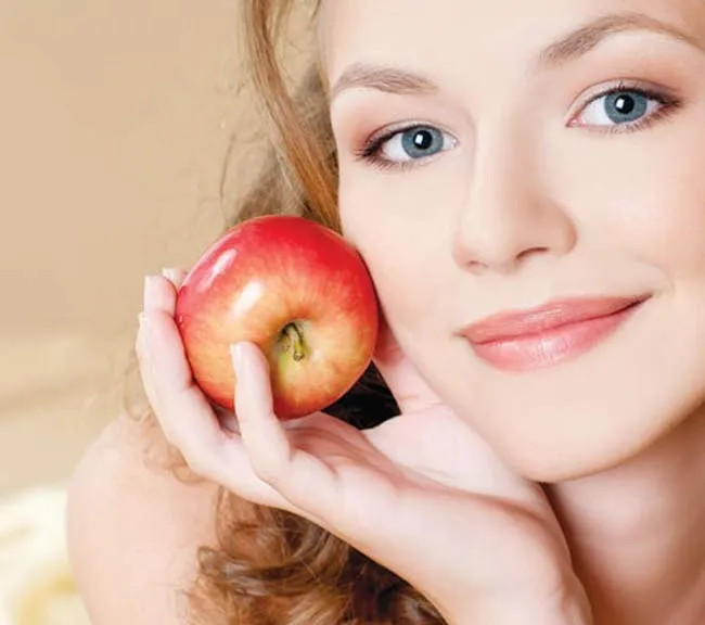 7 mặt nạ mắt từ thiên nhiên giảm nhăn và quầng thâm hiệu quả