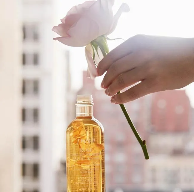  3 cách sử dụng nước hoa hồng dưỡng da tăng hiệu quả gấp đôi - 1