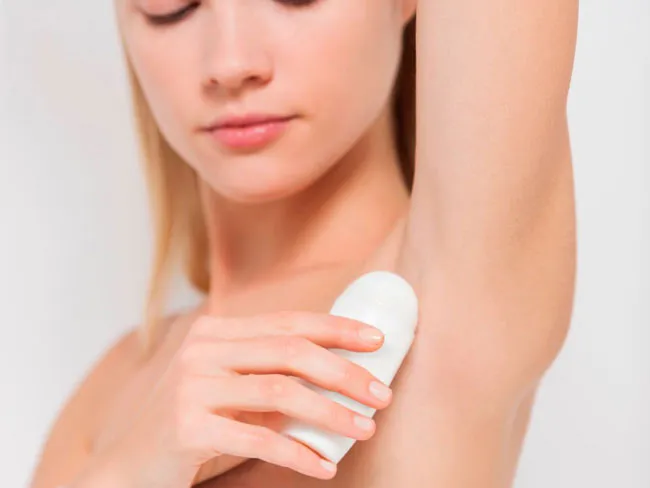 Review Top 10 lăn khử mùi chất lượng tốt cho nữ được dùng nhiều hiện nay