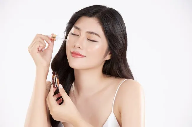 Serum hỗ trợ làm sạch mụn là gì? Top 9 serum hỗ trợ làm sạch mụn chất lượng tốt năm 2025