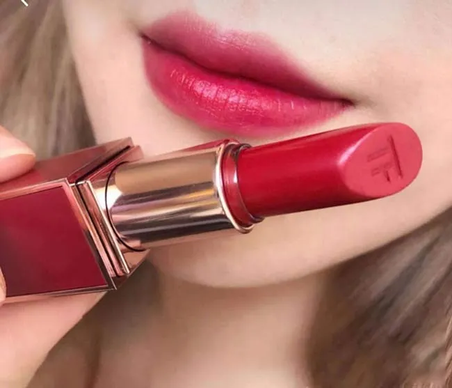 Top 9 thỏi son hot trend 2025 có màu vô cùng đẹp hiện nay