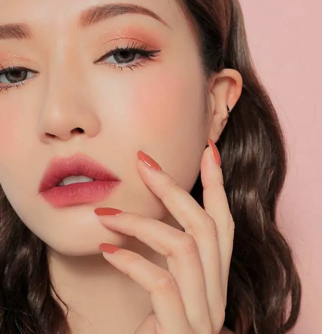 Top 9 thỏi son hot trend 2025 có màu vô cùng đẹp hiện nay