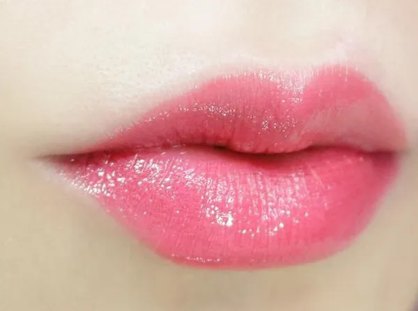 Top 7 thỏi son màu hồng tự nhiên lên môi chuẩn được yêu rất thích hiện nay