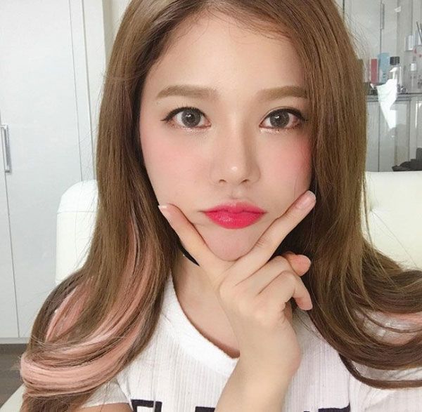 Top 7 thỏi son màu hồng tự nhiên lên môi chuẩn được yêu rất thích hiện nay