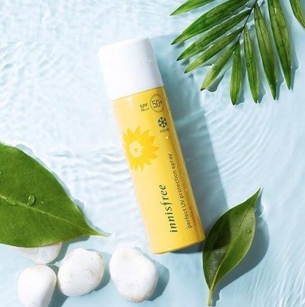 Top 9 xịt chống nắng được nhiều khách hàng yêu thích hiện nay bảo vệ da rất tối ưu