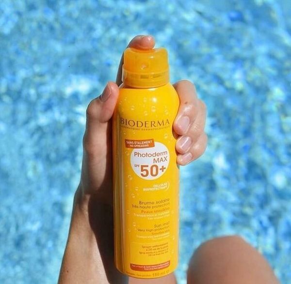 Top 9 xịt chống nắng được nhiều khách hàng yêu thích hiện nay bảo vệ da rất tối ưu