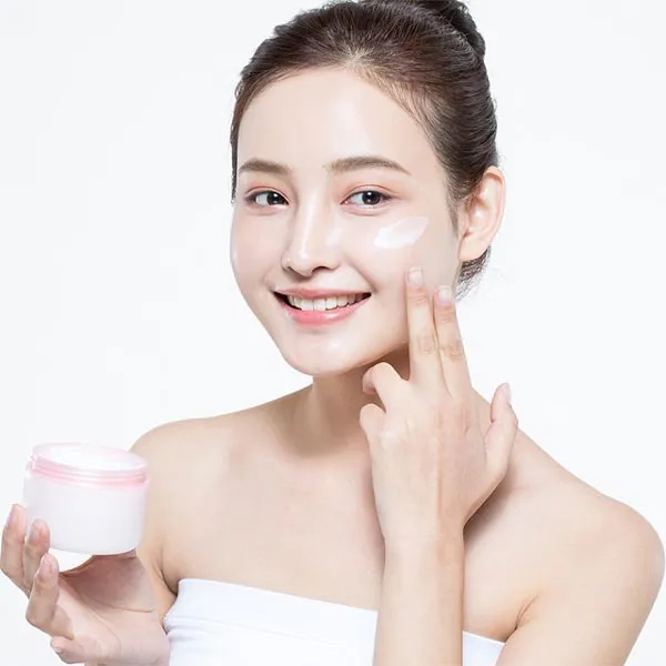 Top 10 cách hỗ trợ làm sạch mụn cám tại nhà từ các nguyên liệu thiên nhiên