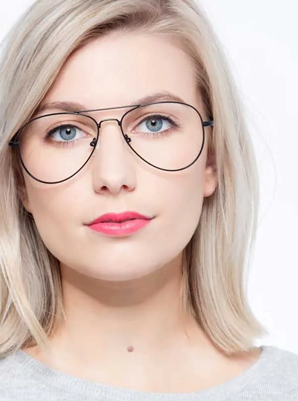 Cách chọn gọng kính cận cho nữ mặt tròn và Top 10+ mẫu kính vô cùng đẹp