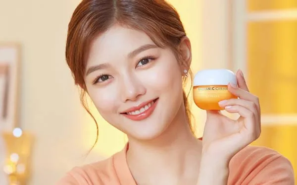 Review 10 kem dưỡng làm mờ nám da tàn nhang Hàn Quốc được nhiều khách hàng yêu thích nên dùng