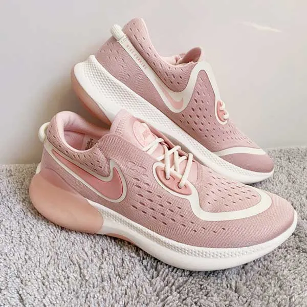 Top 10+ mẫu giày Nike nữ chính hãng trendy 2025