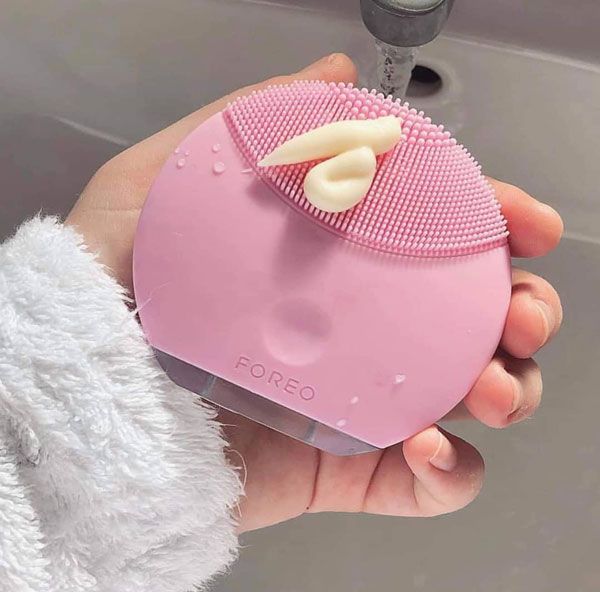 Review top 10 máy rửa mặt cho da nhạy cảm được nhiều khách hàng yêu thích 2025