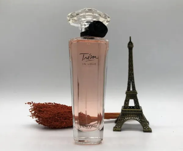 Top 5 chai nước hoa mùi đào ngọt ngào và lôi cuốn - 2