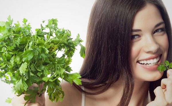 Ăn gì để khử mùi cơ thể? Top 10 thực phẩm giúp cơ thể thơm tự nhiên