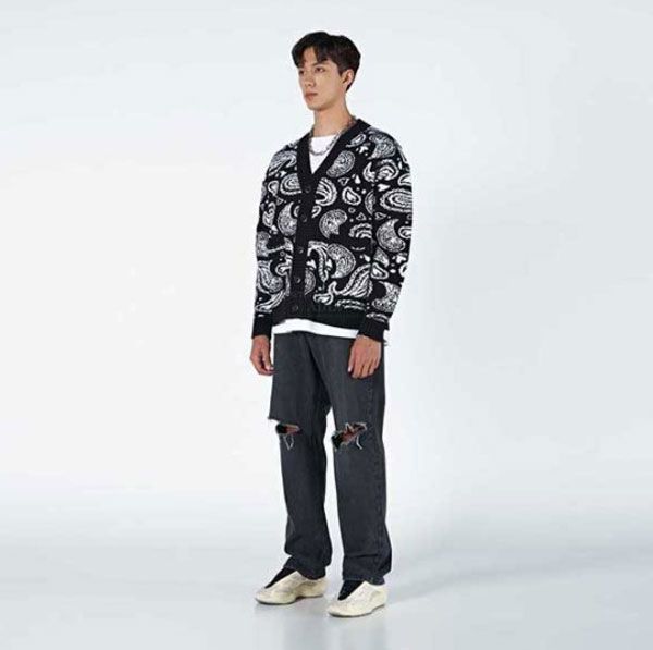 Top 12 áo cardigan nam đẹp được yêu rất thích mùa thu đông 2025