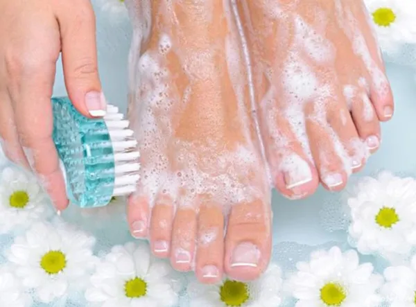 8 cách chăm sóc da gót chân và bàn chân tại nhà hiệu quả 3