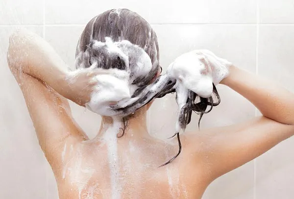 Top 10 dầu gội đầu cho tóc khô xơ dưỡng mềm mượt chất lượng tốt