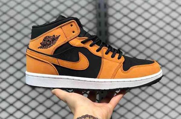Top 15 đôi giày Jordan cổ cao mẫu mới bán chạy năm nay