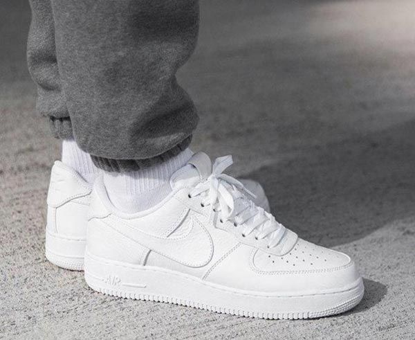 Top 11 đôi giày sneaker Back To School vô cùng đẹp giá học sinh sinh viên - 6