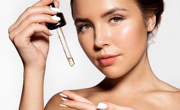Top 9 serum hỗ trợ làm sạch mụn cho da khô được nhiều chị em đánh giá tốt - 2
