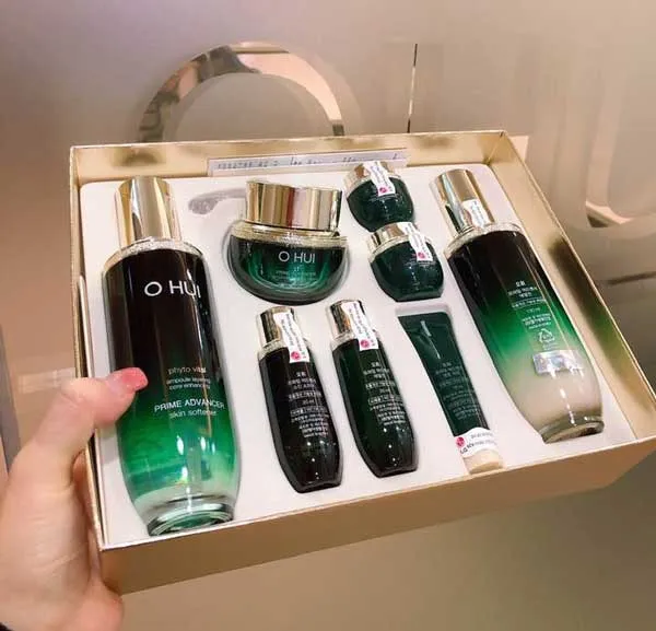 Top 13 set quà tặng mỹ phẩm cao cấp nàng nào cũng mê