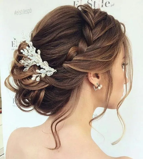 Top 12+ kiểu tóc cô dâu đẹp cho mặt gầy giúp nàng lộng lẫy hơn