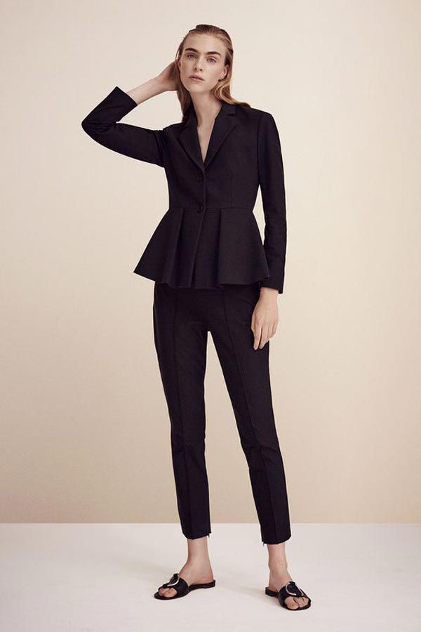 9 cách mix áo Blazer cho người thấp lùn siêu tôn dáng