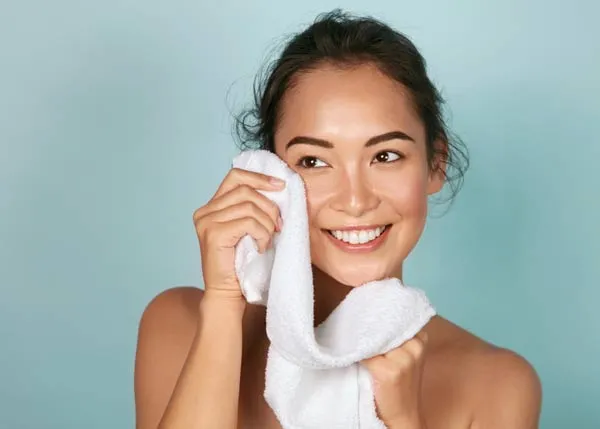 10 cách chăm sóc da sau khi nặn mụn tránh bị thâm sẹo - 5