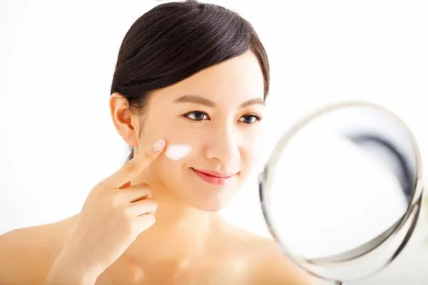 Cách kết hợp niacinamide và vitamin C trong quy trình chăm sóc da