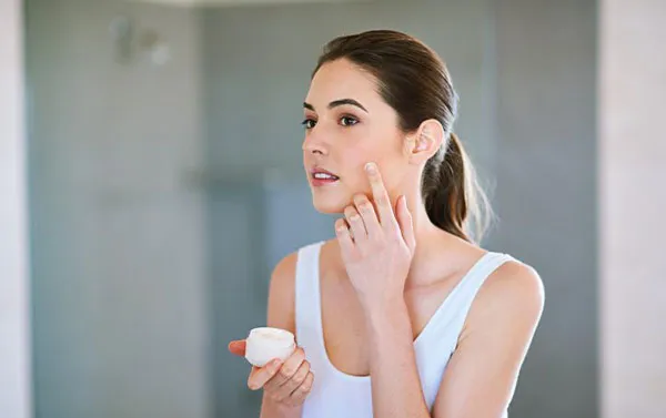 Cách sử dụng Niacinamide kết hợp với Retinol cho làn da trẻ đẹp