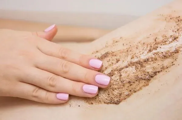 Top 10 cách tẩy da chết body tại nhà đơn giản bằng nguyên liệu tự nhiên