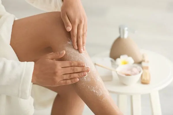 Top 10 cách tẩy da chết body tại nhà đơn giản bằng nguyên liệu tự nhiên