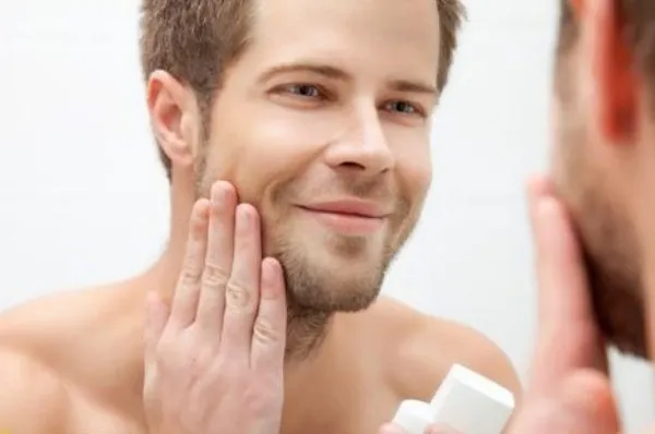 Top 9 bước trang điểm cho nam giới đơn giản và tự nhiên