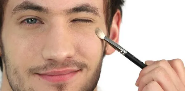 Top 9 bước trang điểm cho nam giới đơn giản và tự nhiên