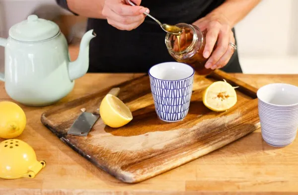 Top 11 cách trẻ hóa da mặt tại nhà cực đơn giản và hiệu quả 4