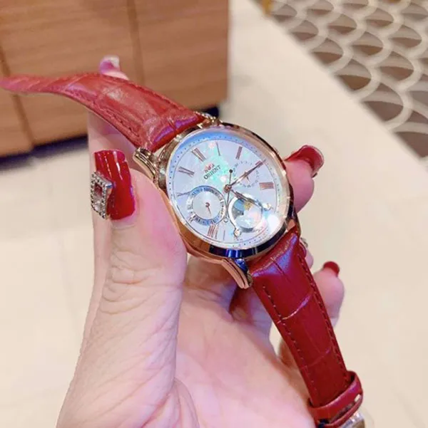 Top 11 đồng hồ thể thao cho nữ kiểu dáng trẻ trung được yêu thích