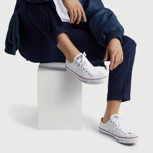 Top 8 đôi giày Converse Chuck Taylor All Star cổ thấp được yêu thích