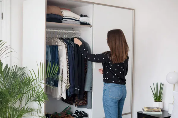 Hướng dẫn cách giặt và bảo quản áo khoác nỉ để luôn như mới