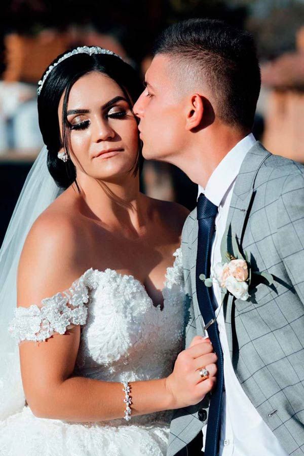 Top 30 kiểu tóc chú rể đẹp trong ngày cưới rất phổ biến năm nay - 1