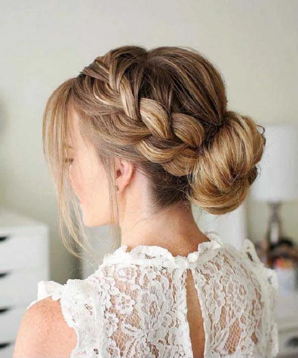 Top 21 kiểu tóc vô cùng đẹp cho mẹ cô dâu và chú rể