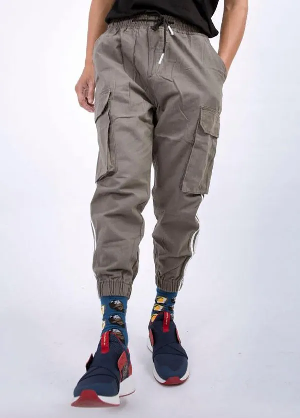 Pants là gì? Những loại Pants trong thời trang được yêu thích rộng rãi hiện nay