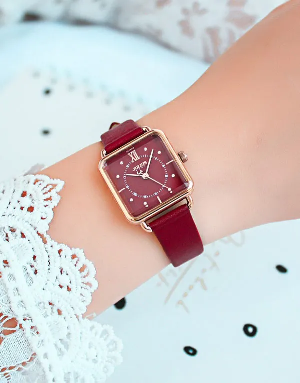 Top 9+ đồng hồ hàng hiệu sale sập sàn dịp Black Friday 3