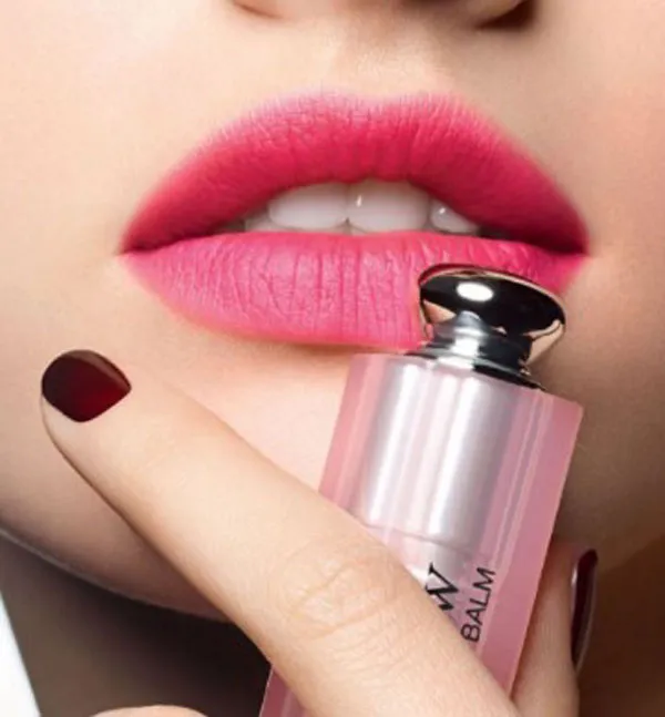 Top 10 son dưỡng không bóng được chị em ưa chuộng hiện nay 3