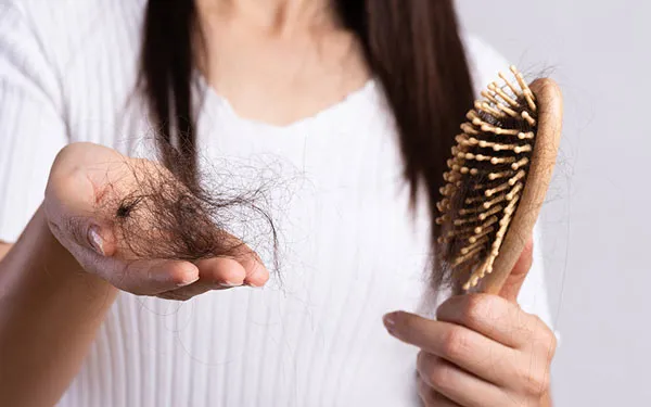 14 cách kích thích tóc mọc dài nhanh trong 1 tuần tại nhà