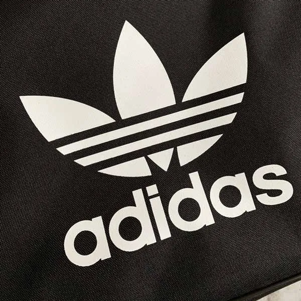 23 mẫu áo hoodie Adidas thời trang kinh điển bạn không thể bỏ qua
