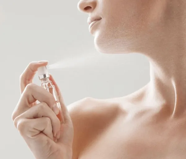 Body mist là gì? Nước hoa và body mist khác nhau như thế nào?